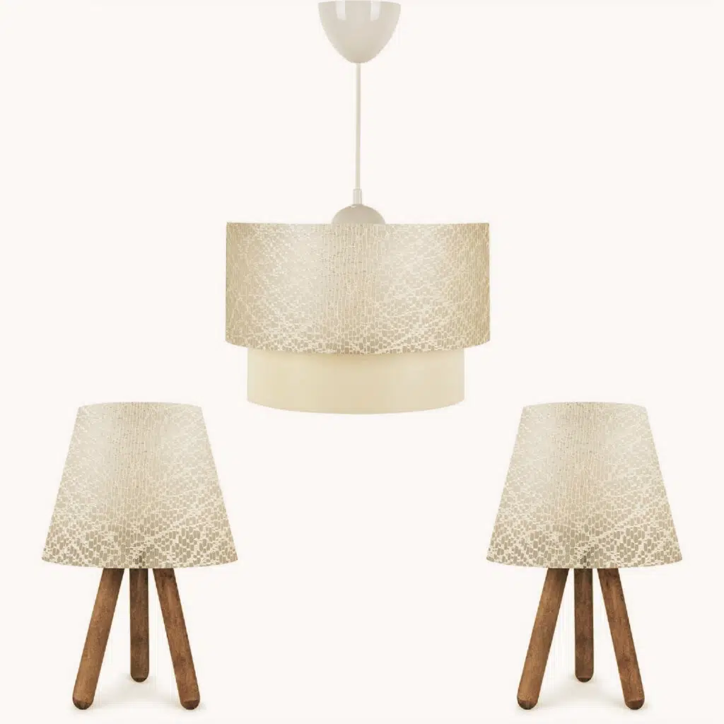 Art Üçlü Avize Ve Abajur Seti Ahşap Ayak Beyaz Dantel Kumaş Başlık