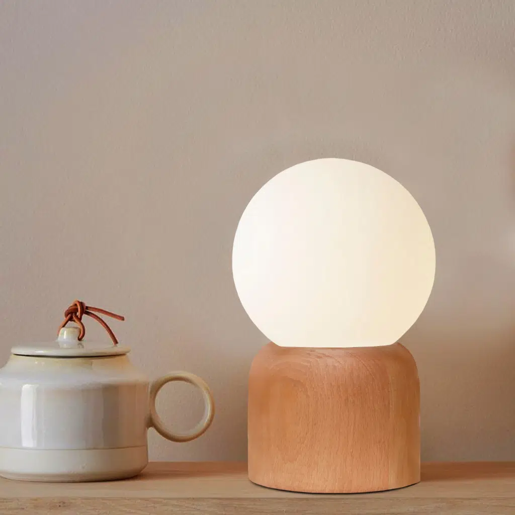 Mystic Masif Ahşap Ayak Taban Gerçek Cam Küre Abajur 