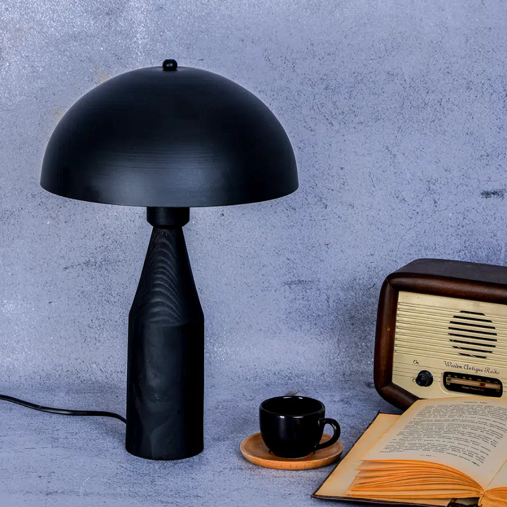 Naturlig Masif Ahşap Ayak ve Metal Başlıklı Abajur Dark