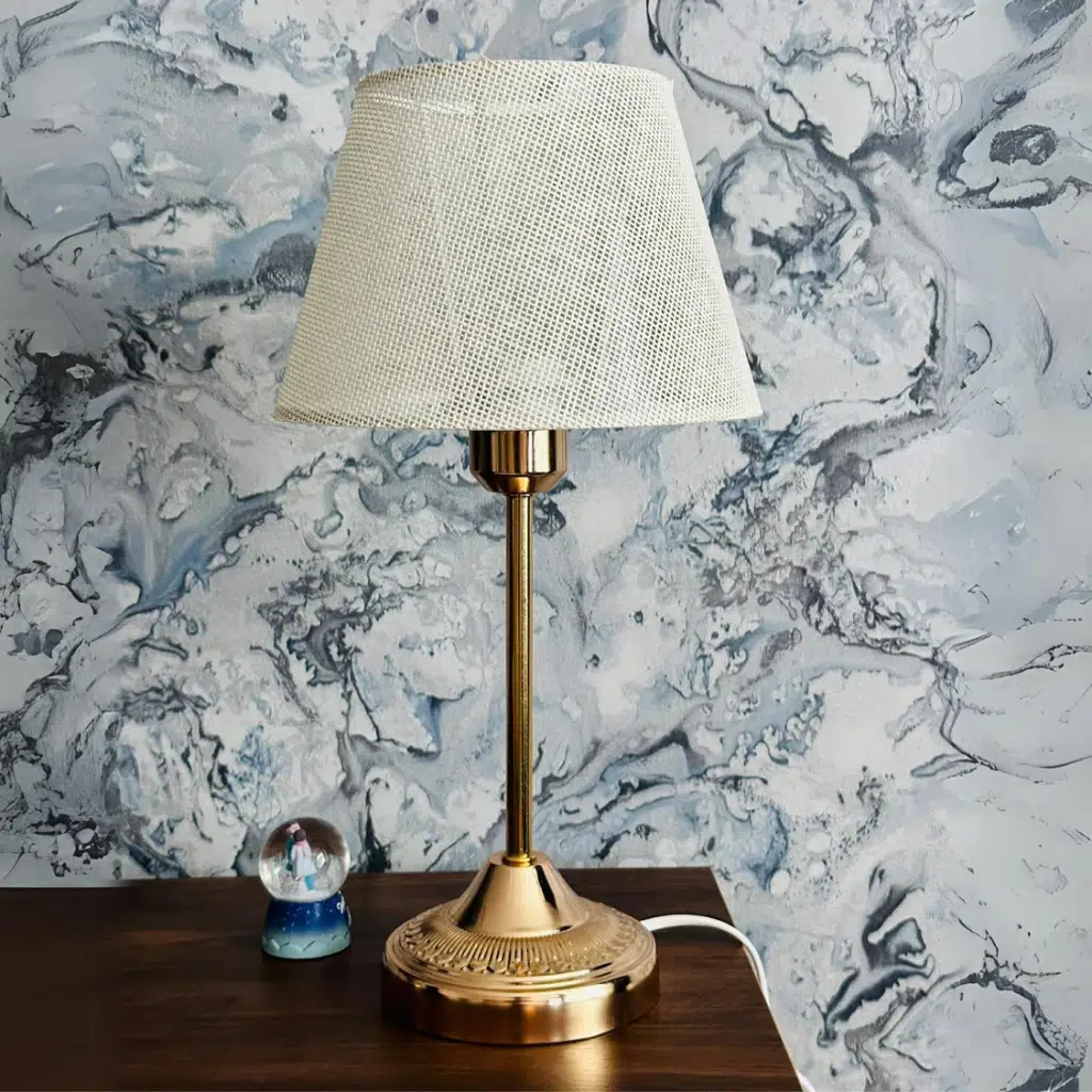 Royal Gold Metal Ayaklı Abajur Krem Hasır Kaplama Başlık Yatak Odası Abajur Salon Masa Lambası