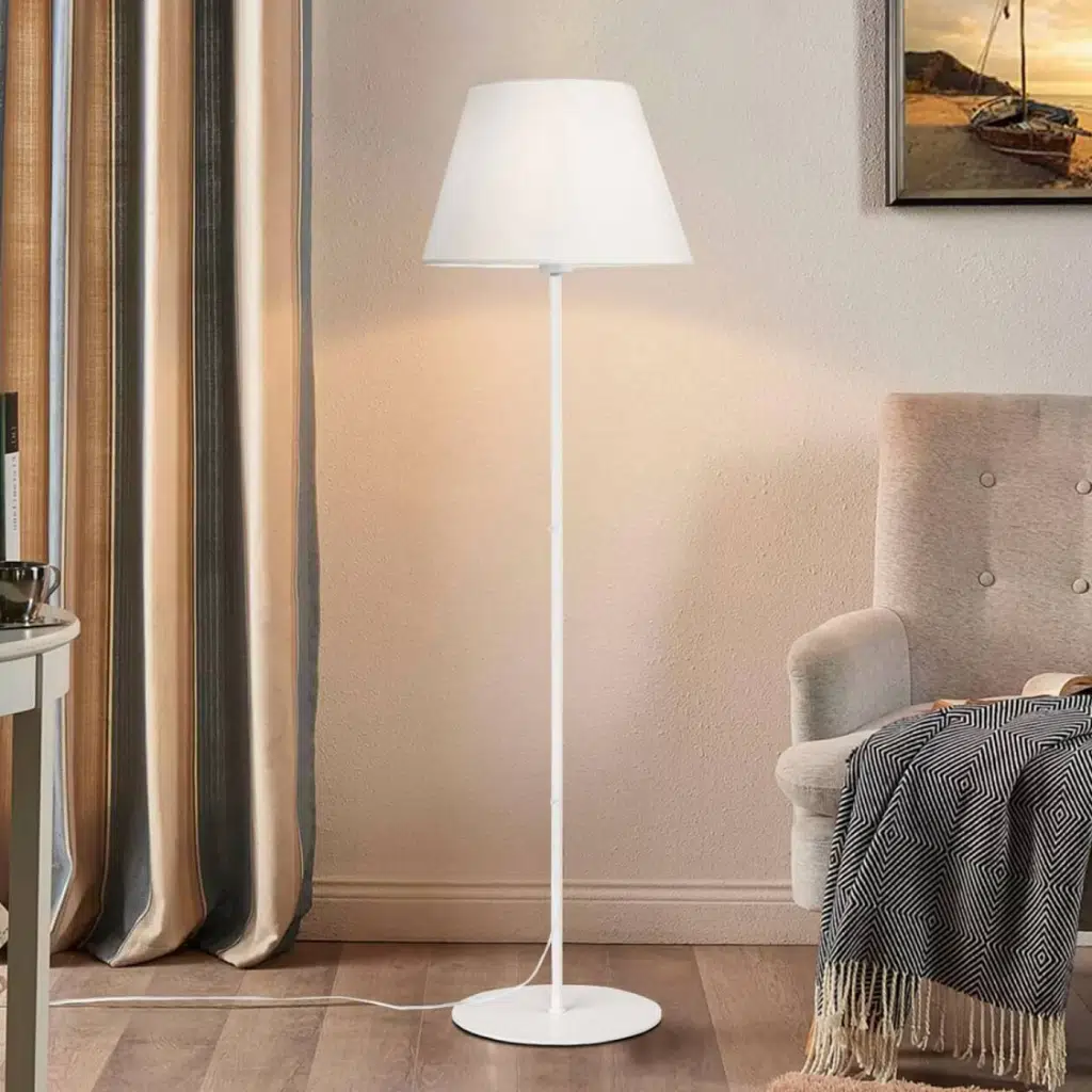 Slav Hazır Konik Kumaş Başlık Beyaz Metal Lambader Salon Köşe Lambası