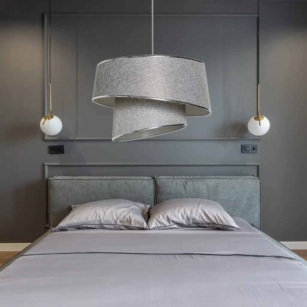 Stil Asitmetrik Pasta Avize Gri Kırçıl Kumaş Gümüş Şeritli Yatak Odası Salon Sarkıt